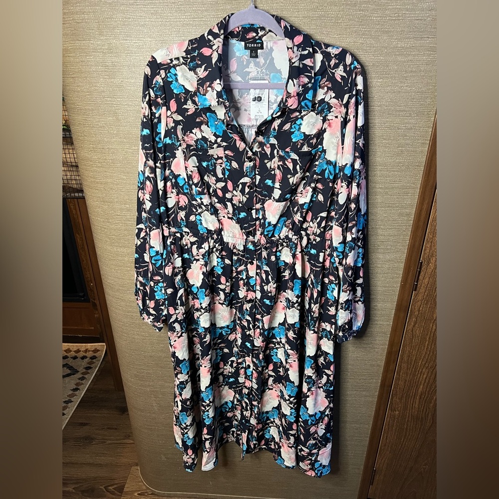 NWT Midi Studio Crepe De Chine Long Sleeve Button Front Shirtdress size 1X - Picture 12 of 15